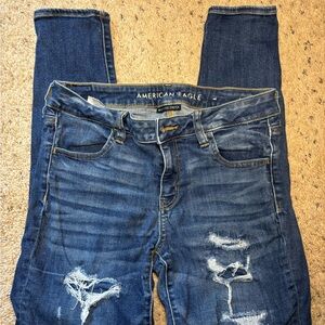 American Eagle Outfitters Women's Blue Distressed Jeans